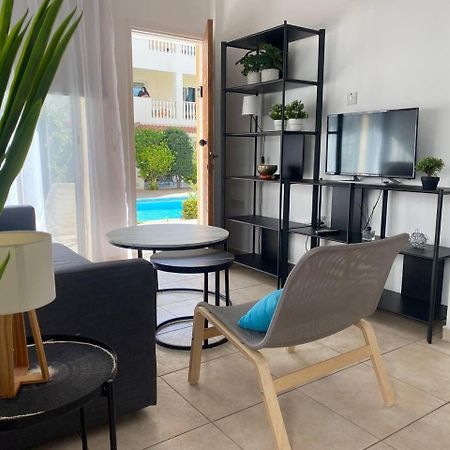 Beautiful one bed apartment in Paphos Extérieur photo