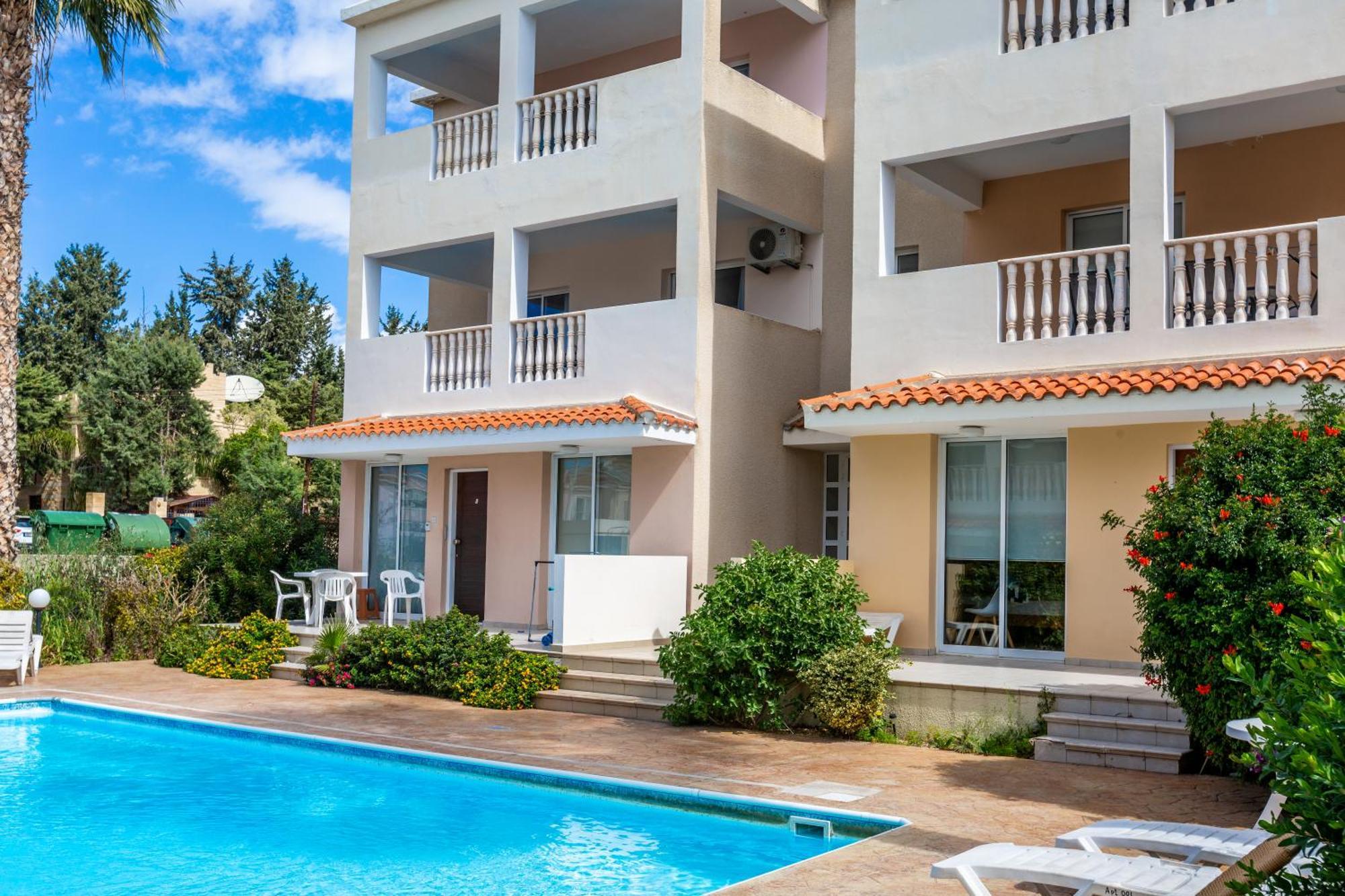 Beautiful one bed apartment in Paphos Extérieur photo