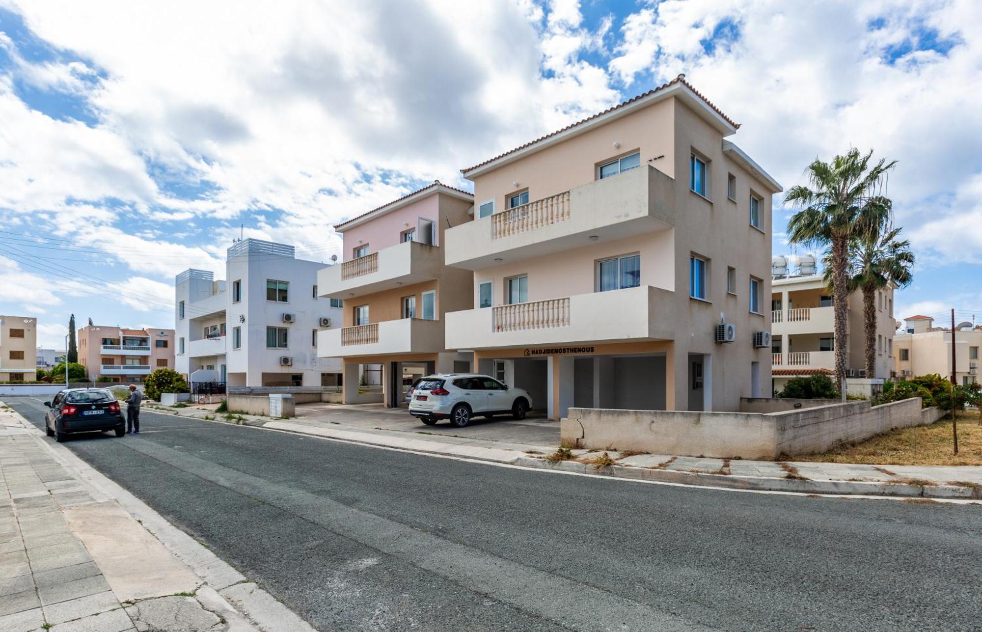 Beautiful one bed apartment in Paphos Extérieur photo