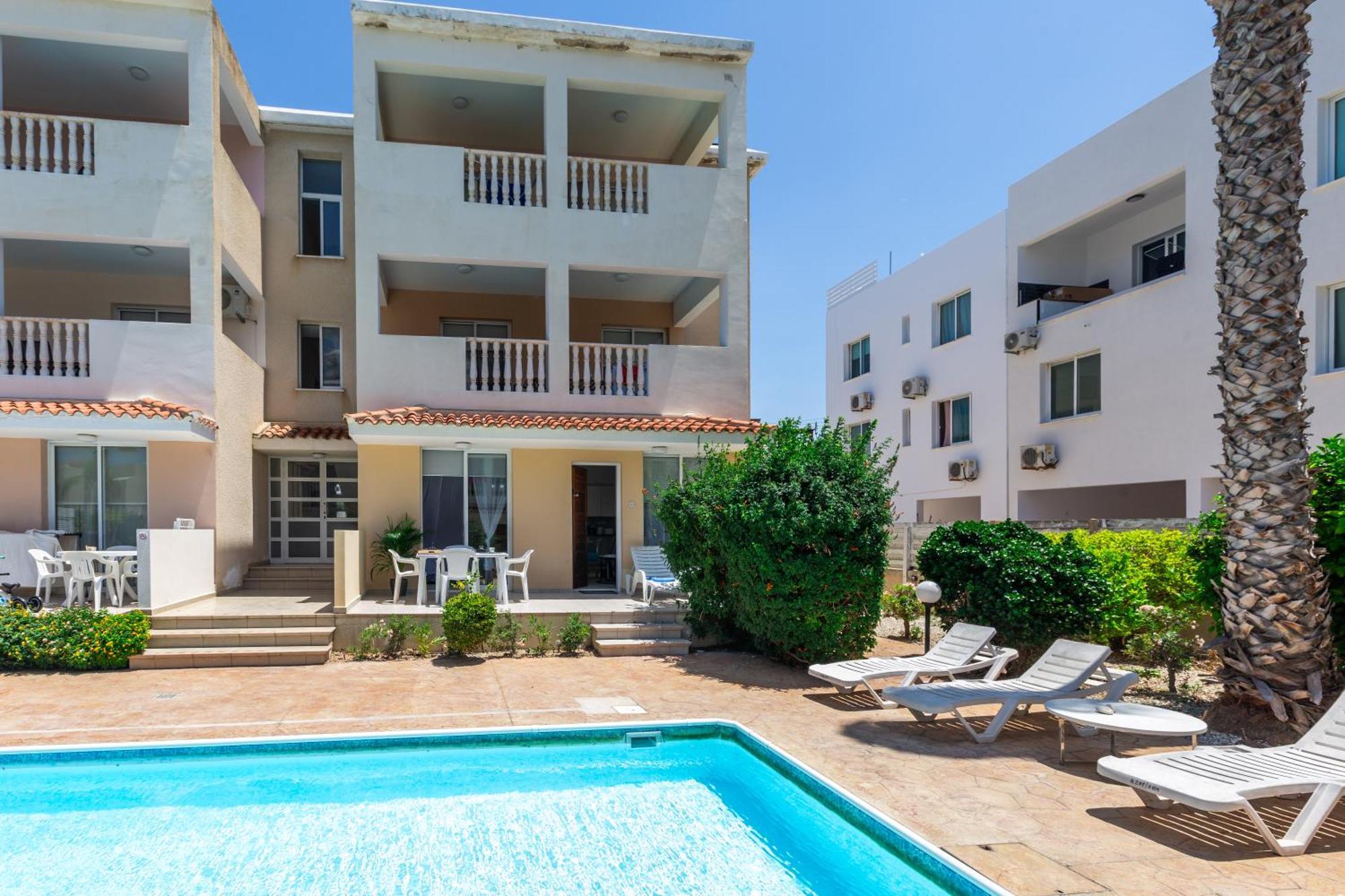 Beautiful one bed apartment in Paphos Extérieur photo