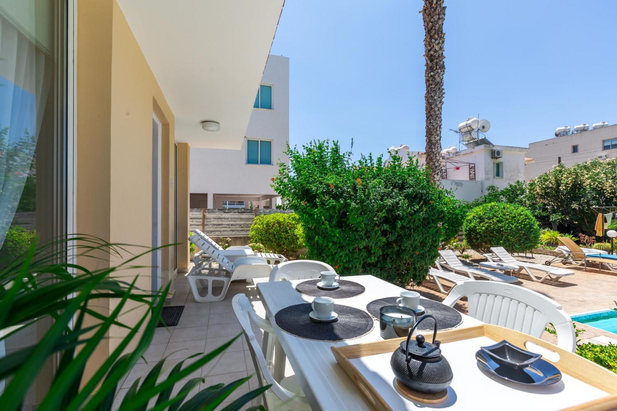 Beautiful one bed apartment in Paphos Extérieur photo